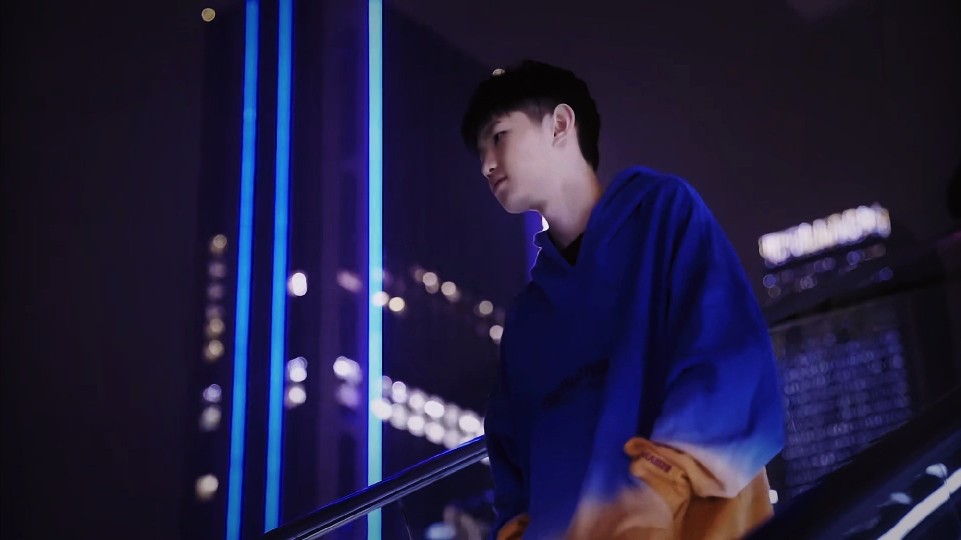 他不仅是导
